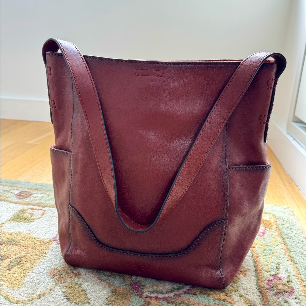 NWT Frye leather shoulder bag